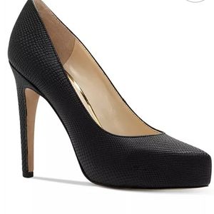 Jessica Simpson high heels